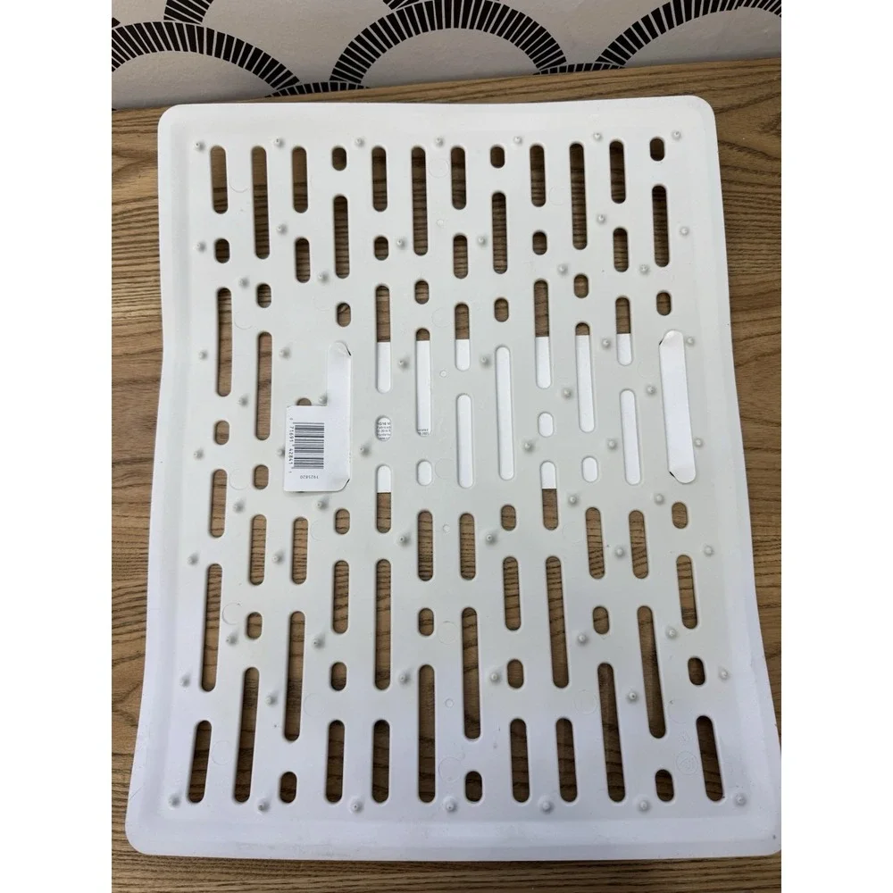 Rubbermaid new